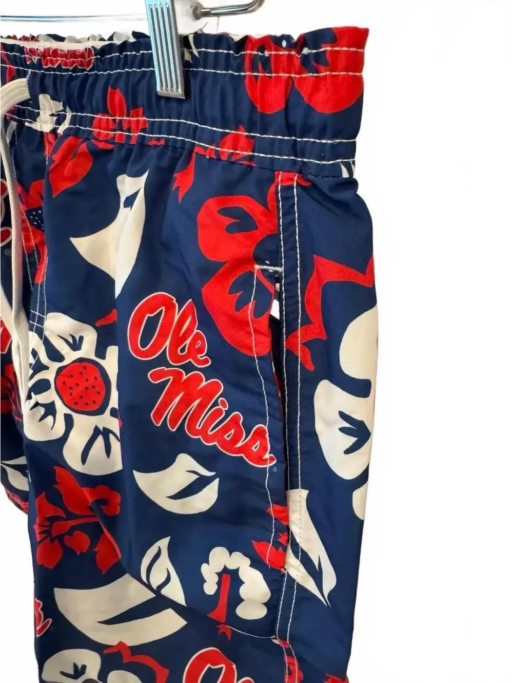 NWT Wes and Willy Ole Miss Floral Volley Swim Trunks Midnight Men’s L